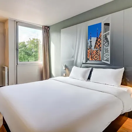 Sud 1 Palais Des Congres Hotel