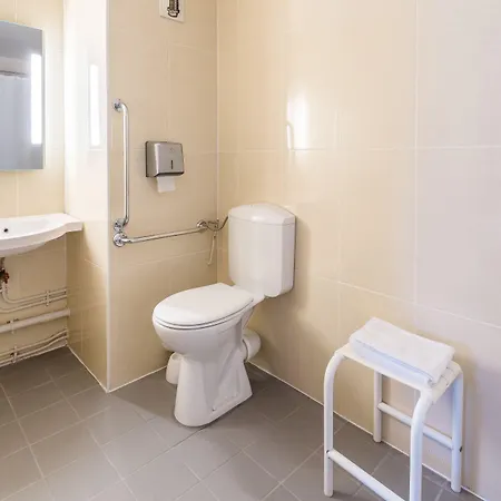 Sud 1 Palais Des Congres 2*