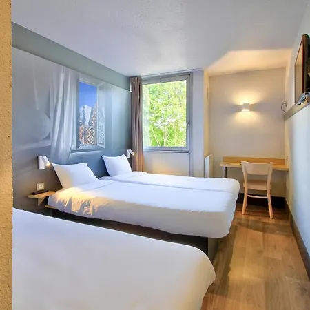 Sud 1 Palais Des Congrès Hotel 2*