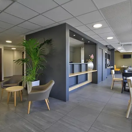 Sud 1 Palais Des Congres Otel 2*