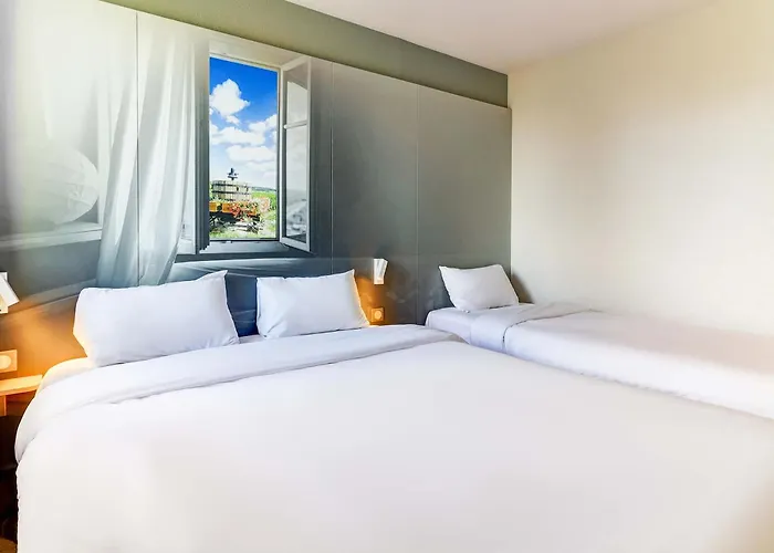 Sud 1 Palais Des Congres 2* Бон