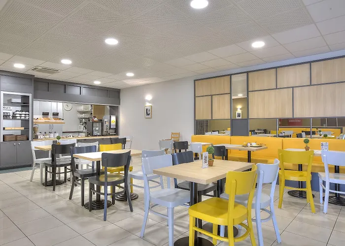 Sud 1 Palais Des Congres Бон