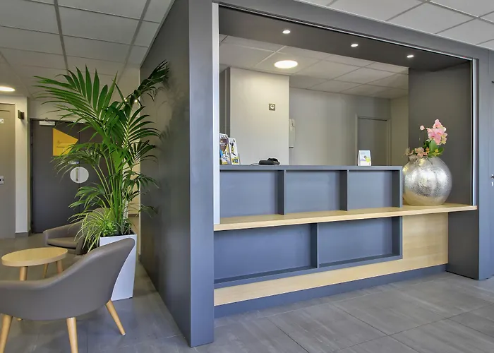 Sud 1 Palais Des Congres Hotel