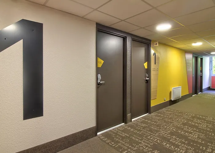 Sud 1 Palais Des Congres Бон