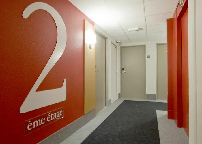 Sud 1 Palais Des Congres 2* Бон